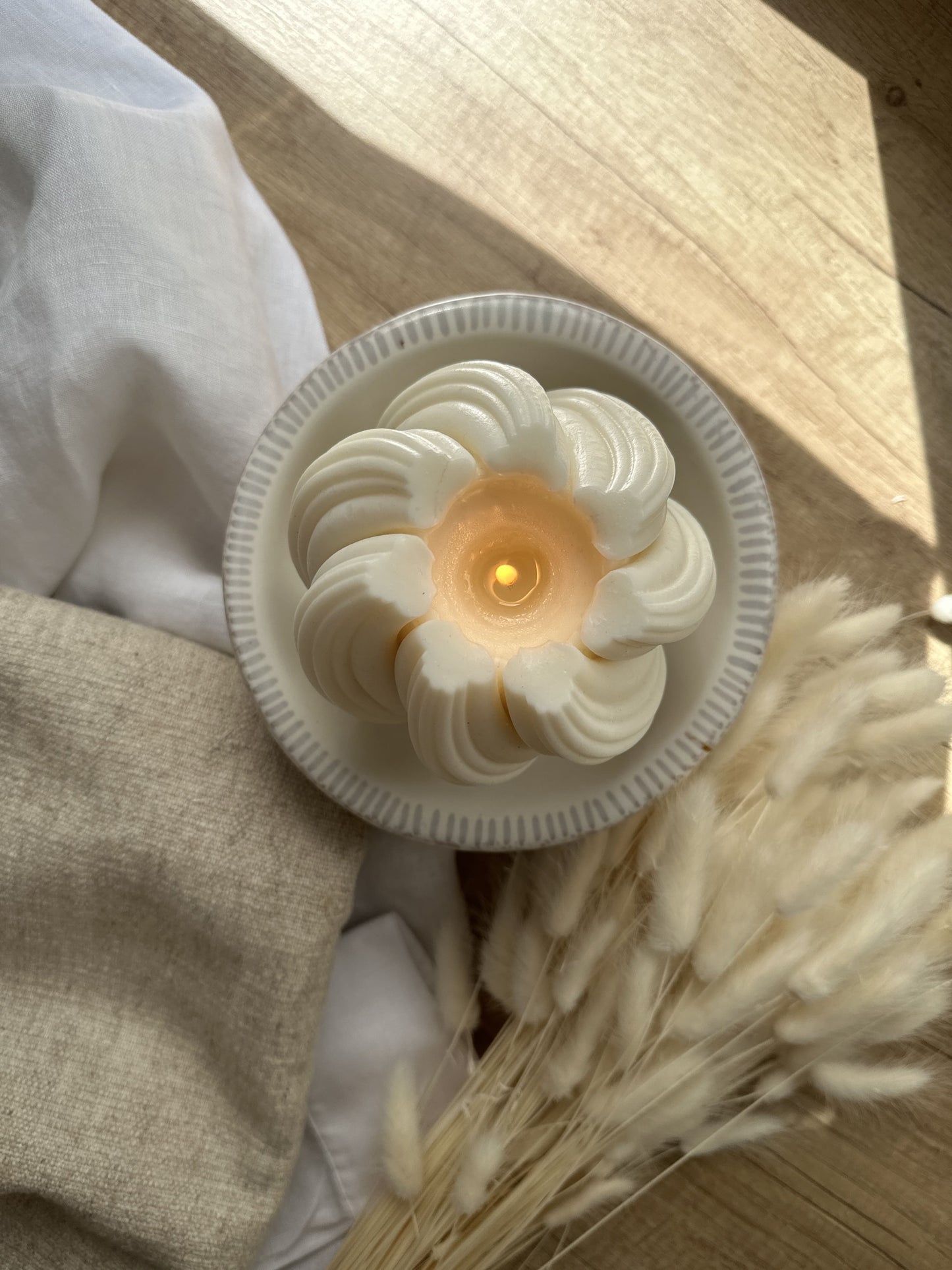 Wave Decor